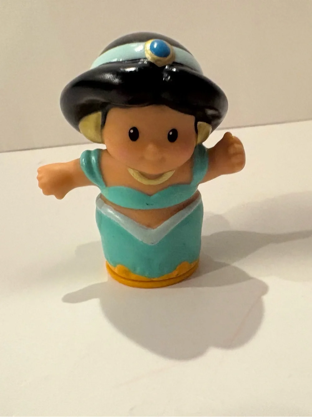 Disney Little People Jasmine and Cinderella- Read description